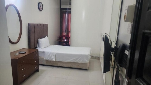Qurum Beach Hotel image 8