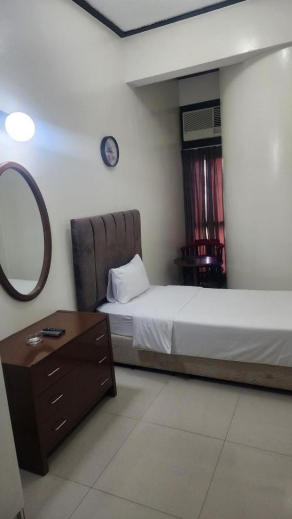Qurum Beach Hotel image 9